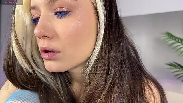  blowjob queen online show from June 14, 2026, 10:22 pm