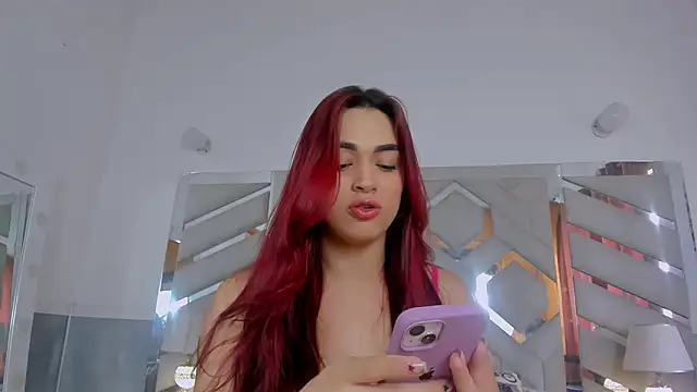 alexandra fire69x online show from March 18, 2026, 2:41 pm