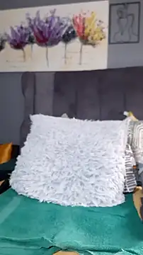 Snapshot of PearlSexxy69 chatting on December 21, 2025, 8:05 am PearlSexxy69 online show from December 21, 2025, 8:05 am