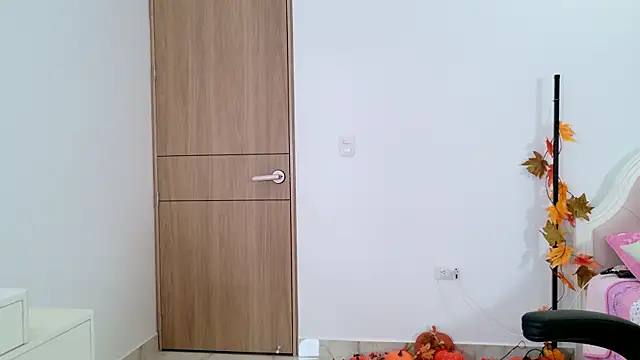 Sensualtease online show from October 23, 2025, 8:51 pm