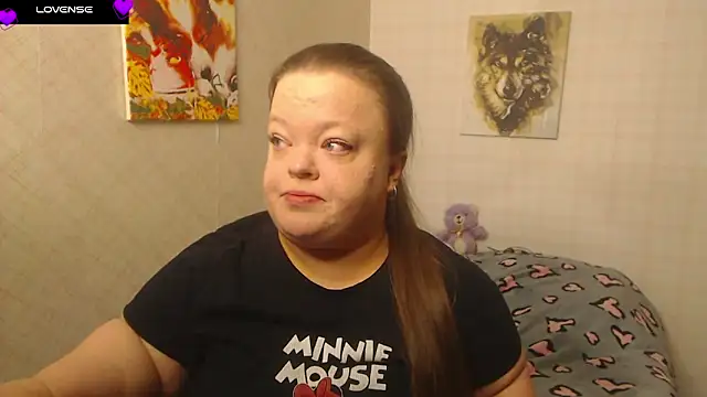 Snapshot of Janiffer_MiMi chatting on October 21, 2025, 6:40 pm Janiffer MiMi online show from October 21, 2025, 6:40 pm