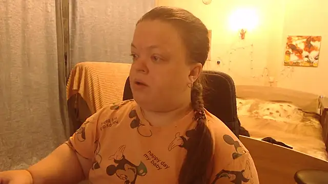 Snapshot of Janiffer_MiMi chatting on February 1, 2025, 4:32 pm Janiffer MiMi online show from February 1, 2025, 4:32 pm