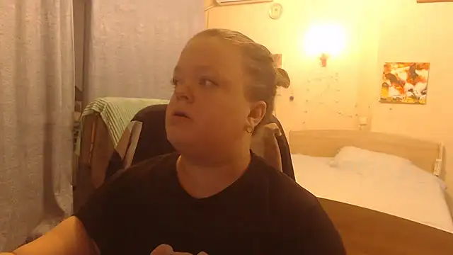 Snapshot of Janiffer_MiMi chatting on March 21, 2025, 7:46 pm Janiffer MiMi online show from March 21, 2025, 7:46 pm