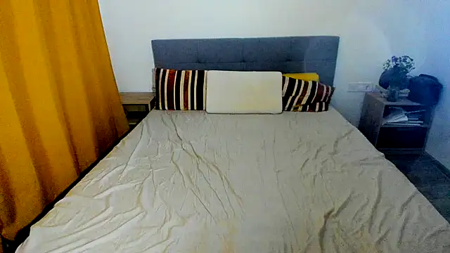 pinupmod online show from September 13, 2025, 10:21 pm