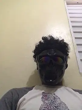 Yoto05 online show from April 6, 2026, 2:18 pm