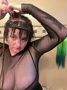 Snapshot of 1-800-FUCKYOU chatting on October 4, 2025, 9:49 pm 1-800-FUCKYOU online show from October 4, 2025, 9:49 pm