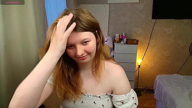 Vivian cutie online show from November 1, 2025, 10:42 am