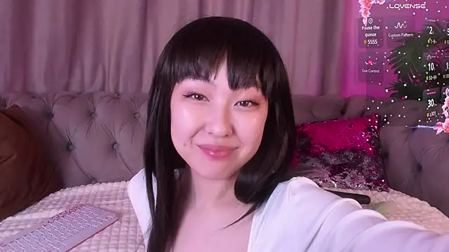 Snapshot of ValeryMur chatting on March 16, 2025, 8:32 am ValeryMur online show from March 16, 2025, 8:32 am