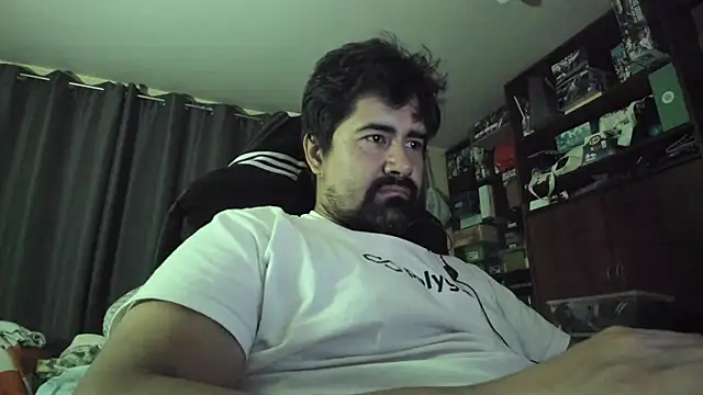 Snapshot of VonDoomdelToro chatting on June 11, 2026, 6:43 am VonDoomdelToro online show from June 11, 2026, 6:43 am