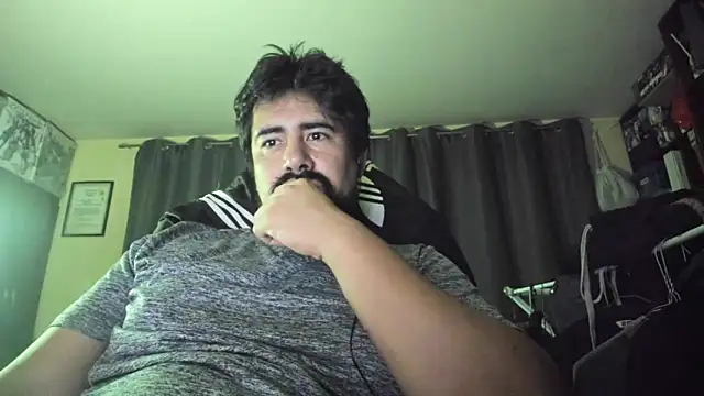 Snapshot of VonDoomdelToro chatting on June 20, 2026, 6:18 am VonDoomdelToro online show from June 20, 2026, 6:18 am