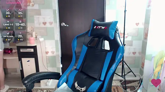 Snapshot of Korolek12 chatting on October 23, 2025, 4:55 am Korolek12 online show from October 23, 2025, 4:55 am