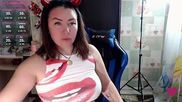 Snapshot of Korolek12 chatting on October 31, 2025, 4:36 pm Korolek12 online show from October 31, 2025, 4:36 pm