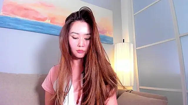 lucky liss  online show from September 25, 2025, 6:19 am