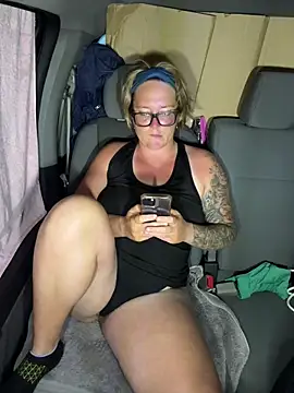 Snapshot of Lizzyloo chatting on March 12, 2025, 1:58 am Lizzyloo online show from March 12, 2025, 1:58 am