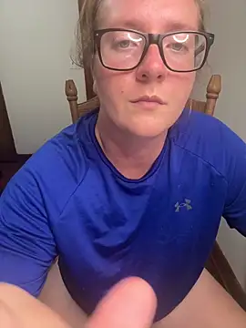 Snapshot of Lizzyloo chatting on October 8, 2025, 12:34 am Lizzyloo online show from October 8, 2025, 12:34 am