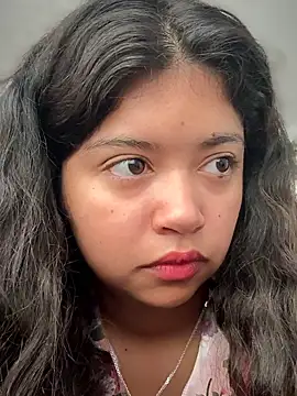 Snapshot of Peach_Girll chatting on February 7, 2026, 12:02 pm Peach Girll online show from February 7, 2026, 12:02 pm