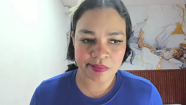 Cloe 35 online show from November 8, 2025, 9:51 pm