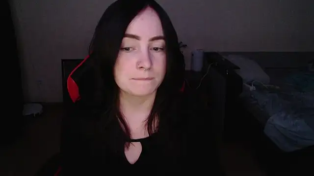 Snapshot of Laralianna chatting on February 11, 2026, 9:36 pm Laralianna online show from February 11, 2026, 9:36 pm