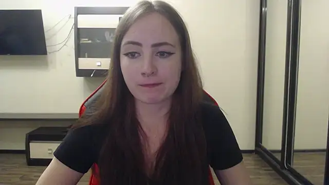 Snapshot of Laralianna chatting on December 23, 2024, 6:26 pm Laralianna online show from December 23, 2024, 6:26 pm