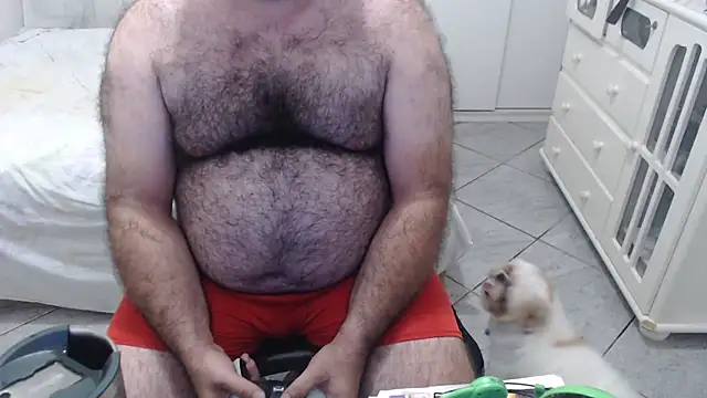 Snapshot of MysterBearMG chatting on February 24, 2025, 11:52 pm MysterBearMG online show from February 24, 2025, 11:52 pm
