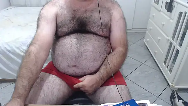 Snapshot of MysterBearMG chatting on February 28, 2025, 3:26 am MysterBearMG online show from February 28, 2025, 3:26 am