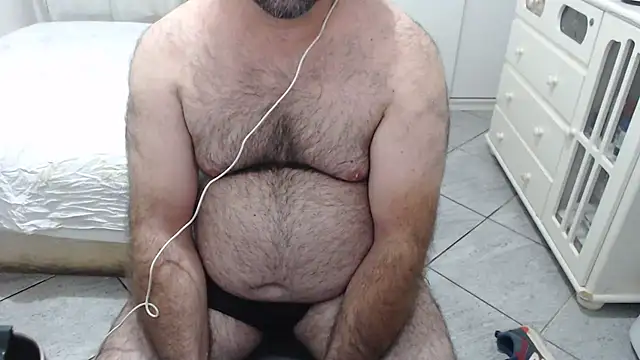 MysterBearMG online show from November 26, 2025, 12:32 am