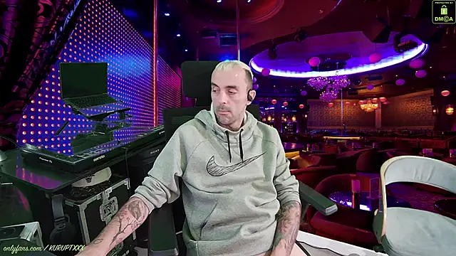 Snapshot of kuruptxxx_live chatting on January 29, 2025, 7:32 pm kuruptxxx live online show from January 29, 2025, 7:32 pm