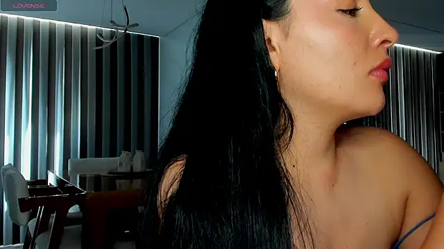 AnushaKumari online show from October 4, 2025, 3:35 pm