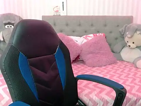 Snapshot of cum_bigass chatting on February 24, 2025, 6:36 pm cum bigass online show from February 24, 2025, 6:36 pm