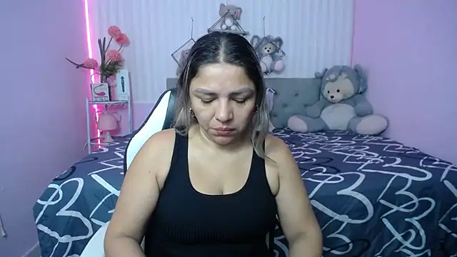 cum bigass online show from February 28, 2026, 11:10 am