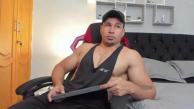 Snapshot of tyler_hank01 chatting on March 24, 2026, 6:19 pm tyler hank01 online show from March 24, 2026, 6:19 pm