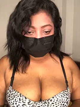  Cute ariana  online show from November 8, 2025, 7:39 pm