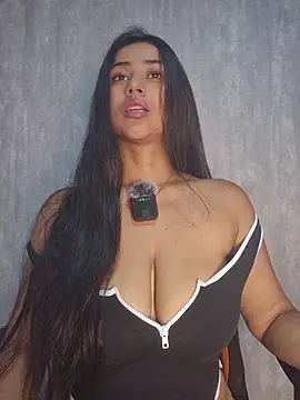 Valentinne z online show from November 29, 2025, 3:56 pm