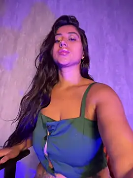 Valentinne z online show from December 14, 2025, 2:00 pm