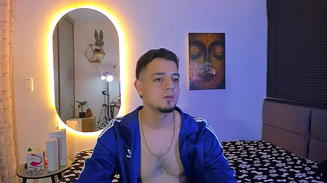 alejandro calderon1 online show from March 22, 2026, 5:00 am