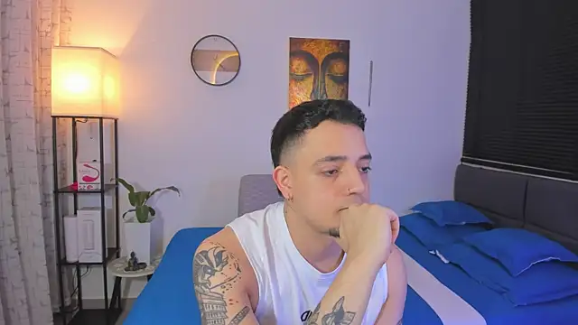 Snapshot of alejandro_calderon1 chatting on May 18, 2026, 1:39 am alejandro calderon1 online show from May 18, 2026, 1:39 am