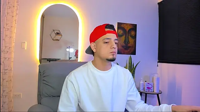 alejandro calderon1 online show from February 2, 2026, 5:28 am