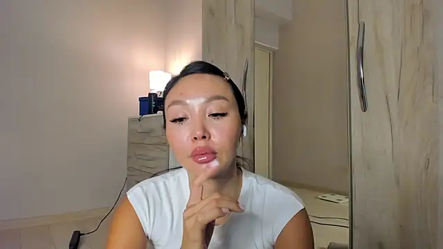 Snapshot of keiko_hot chatting on April 20, 2026, 2:25 am keiko hot online show from April 20, 2026, 2:25 am