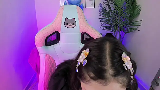 Kyomi chang online show from March 18, 2025, 1:12 pm