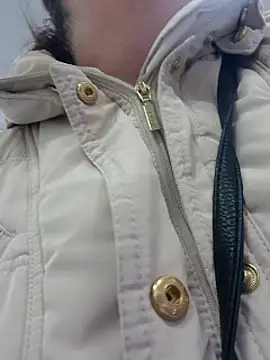 Snapshot of saharaheiss chatting on January 23, 2025, 2:39 pm saharaheiss online show from January 23, 2025, 2:39 pm