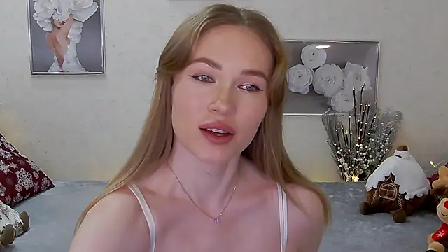 Snapshot of Veronika_Mitchel chatting on January 11, 2025, 5:51 pm Veronika Mitchel online show from January 11, 2025, 5:51 pm