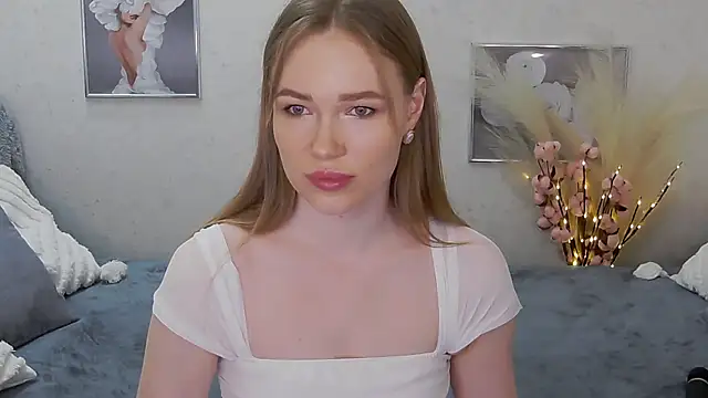 Snapshot of Veronika_Mitchel chatting on February 11, 2025, 6:44 pm Veronika Mitchel online show from February 11, 2025, 6:44 pm