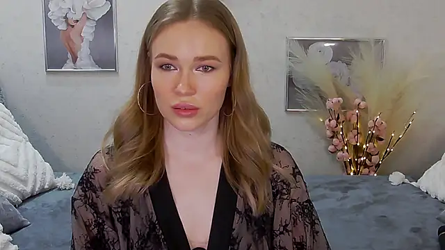 Snapshot of Veronika_Mitchel chatting on February 14, 2025, 7:54 pm Veronika Mitchel online show from February 14, 2025, 7:54 pm
