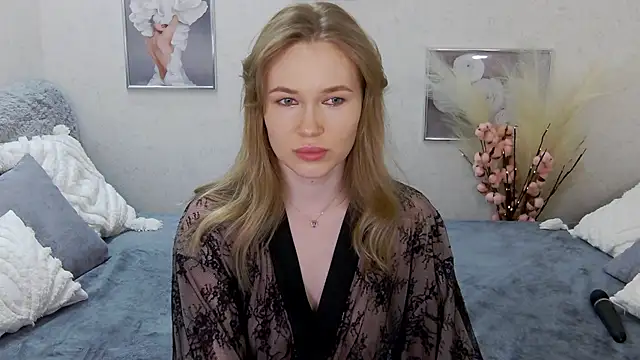 Snapshot of Veronika_Mitchel chatting on February 3, 2025, 11:36 pm Veronika Mitchel online show from February 3, 2025, 11:36 pm
