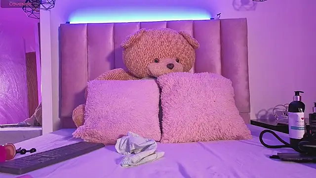 Snapshot of pameela_brown chatting on February 6, 2026, 9:00 pm pameela brown online show from February 6, 2026, 9:00 pm