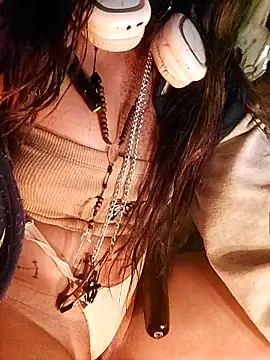 Snapshot of k_lebannon chatting on October 12, 2025, 5:31 am k lebannon online show from October 12, 2025, 5:31 am