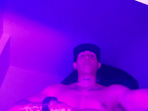 Snapshot of xxxtreme_master7 chatting on March 3, 2026, 11:45 pm xxxtreme master7 online show from March 3, 2026, 11:45 pm