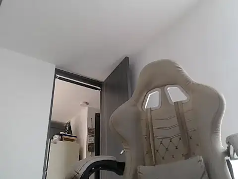 xxxtreme master7 online show from January 9, 2026, 2:57 pm