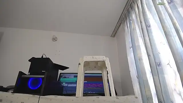 eolicasex online show from March 11, 2025, 3:45 pm