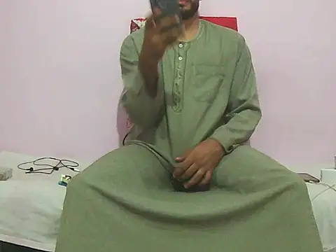 foxsanSs online show from October 10, 2025, 9:04 pm